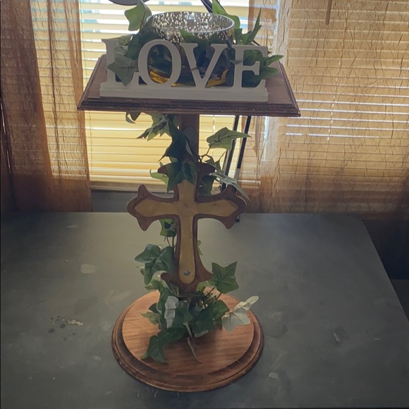 Candle and stand - Picture 1 of 1